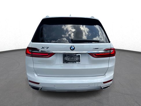 Used 2022 BMW X7 xDrive40i AWD/4WD image 4