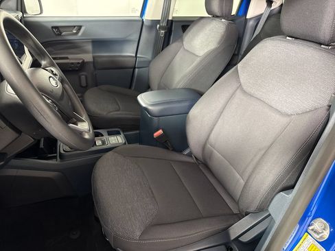 Used 2025 Ford Maverick XL w/ Equipment Group 102A AWD/4WD image 11