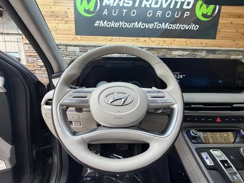 Used 2023 Hyundai Palisade Calligraphy w/ Cargo Package AWD/4WD image 20