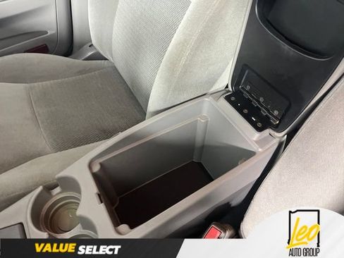 Used 2007 Ford Taurus SE FWD image 21