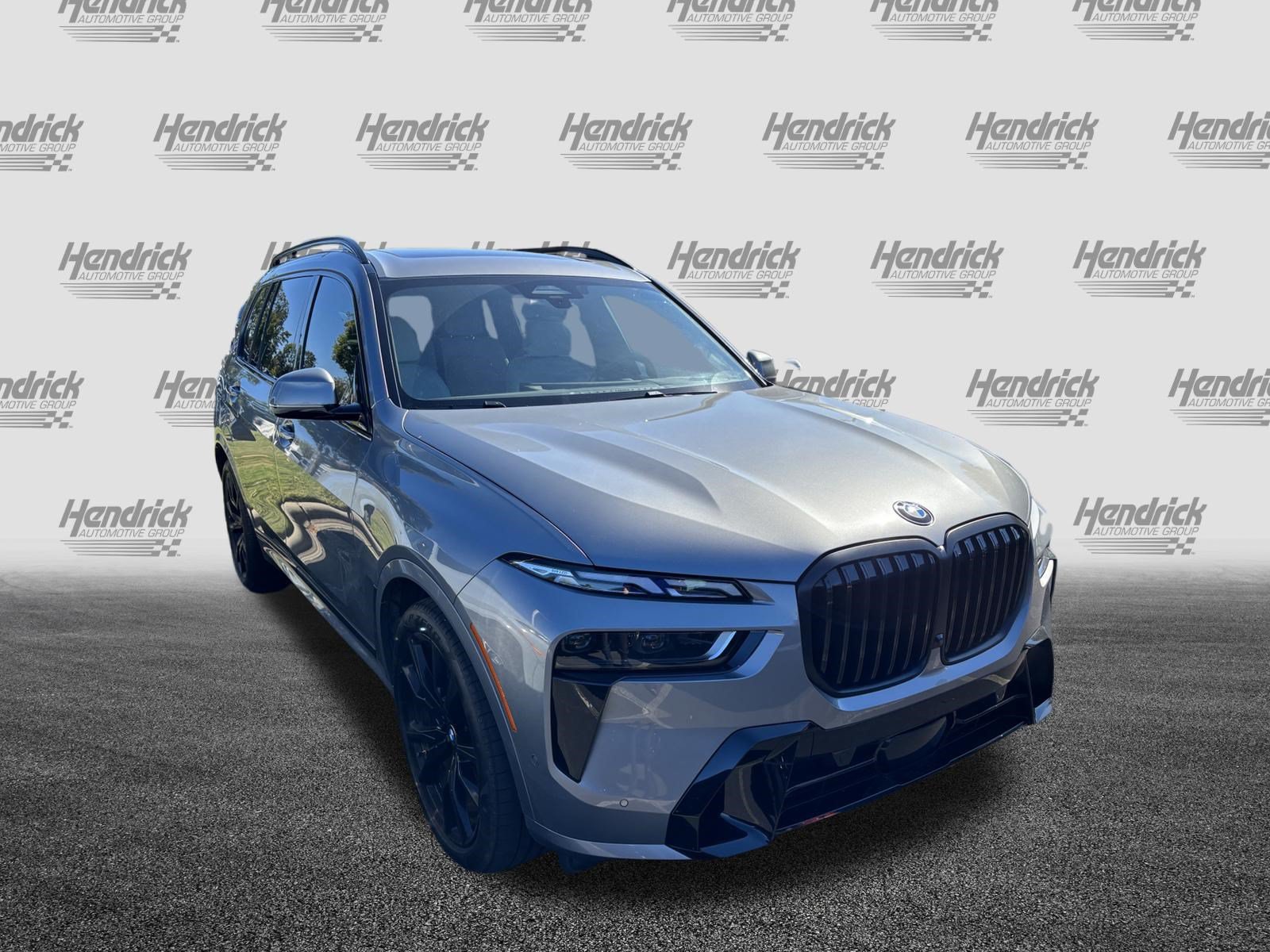 Certified 2023 BMW X7 xDrive40i w/ M Sport Package AWD/4WD image 2