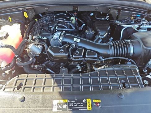 Used 2024 Jeep Grand Cherokee Overland image 34