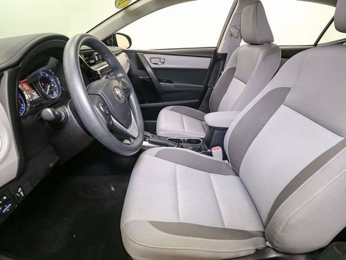 Used 2017 Toyota Corolla LE w/ Carpet Mat Package (TMS) FWD image 39