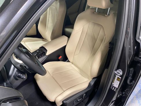 Certified 2025 BMW X3 xDrive30i w/ Premium Package image 12