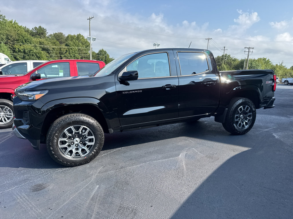 New 2026 Chevrolet Colorado Z71 w/ Technology Package AWD/4WD image 3