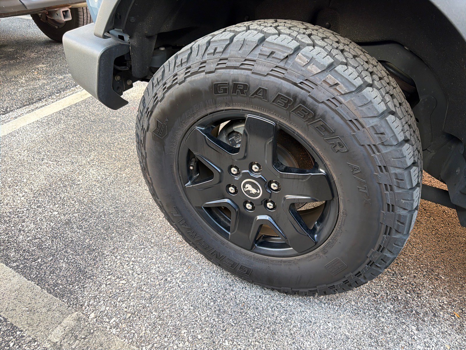 Used 2025 Ford Bronco Big Bend AWD/4WD image 4