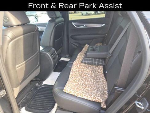 Used 2022 Cadillac XT5 Luxury AWD/4WD image 9