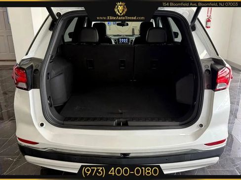 Used 2022 Chevrolet Equinox RS w/ Infotainment Package image 27