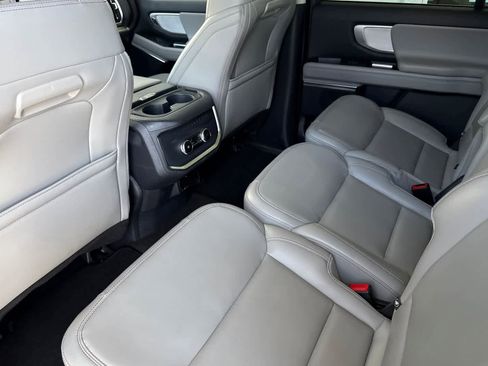 Certified 2025 Ford Expedition Max Active AWD/4WD image 13