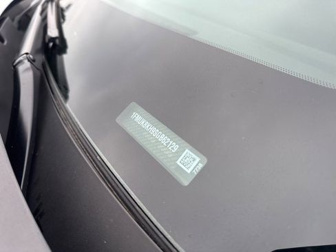 Used 2025 Ford Explorer ST-Line w/ ST-Line Street Pack image 28