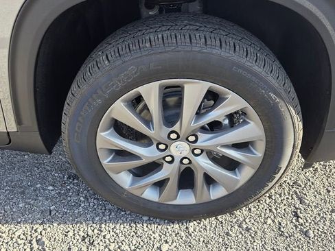 New 2026 Buick Enclave Preferred w/ Power Package image 18