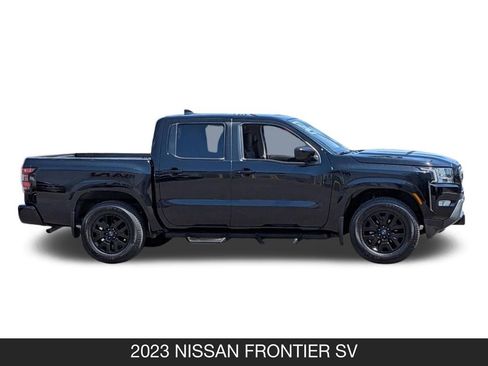 Used 2023 Nissan Frontier SV w/ SV Convenience Package RWD image 6