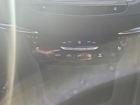 Certified 2025 Cadillac XT5 Premium Luxury image 16