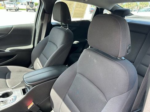 Used 2024 Chevrolet Malibu LT FWD image 21