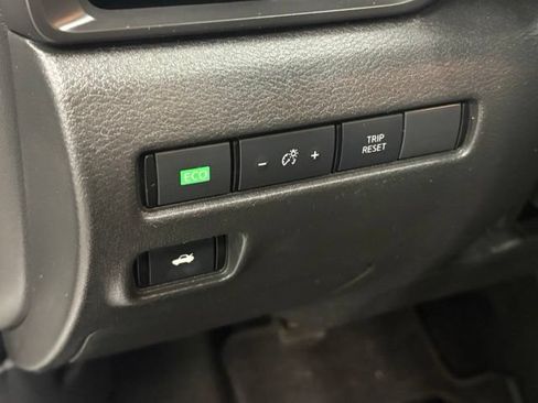 Used 2021 Nissan Sentra S FWD image 13