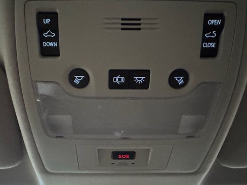 Used 2013 Lexus ES 350 w/ Premium Pkg image 18