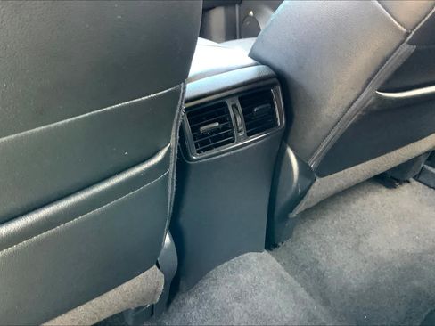 Used 2020 Nissan Rogue SL FWD image 34