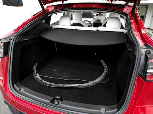 Used 2023 Tesla Model Y AWD image 47