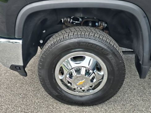 Used 2024 Chevrolet Silverado 3500 LT w/ Convenience Package AWD/4WD image 27