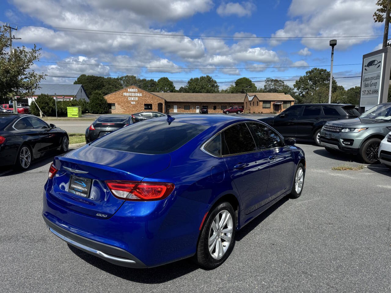 Used 2016 Chrysler 200 Limited FWD image 5
