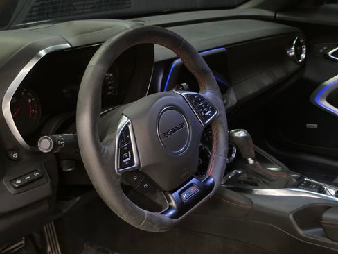 Used 2021 Chevrolet Camaro ZL1 RWD image 23