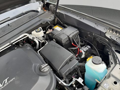 Used 2018 Chevrolet Colorado ZR2 image 32