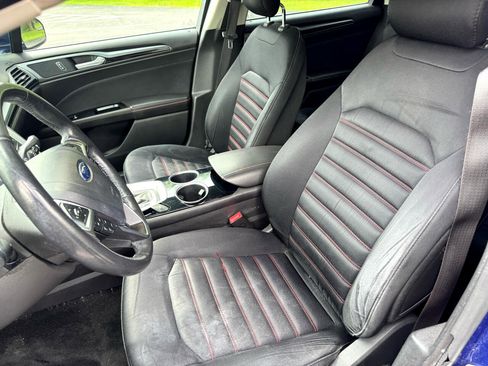 Used 2014 Ford Fusion SE w/ Equipment Group 201A image 17