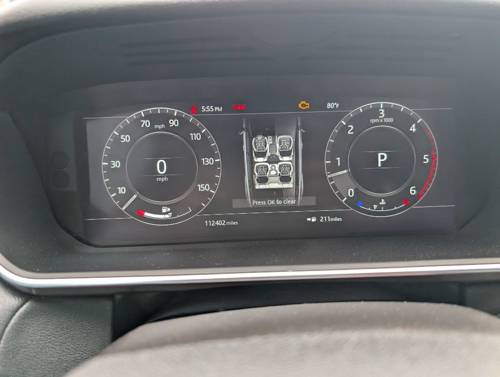 Used 2018 Land Rover Range Rover Sport HSE AWD/4WD image 16