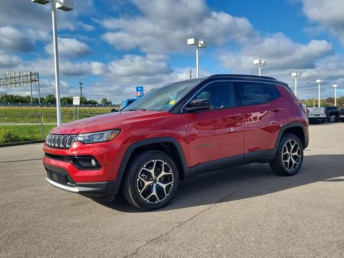 New 2026 Jeep Compass Limited image 2