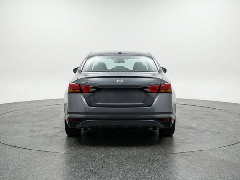 Used 2025 Nissan Altima 2.5 SV image 7