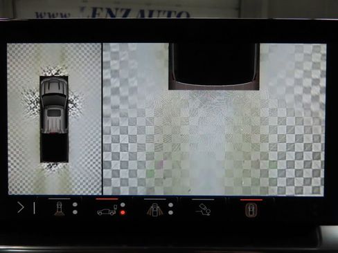 Used 2024 Chevrolet Silverado 1500 RST AWD/4WD image 18