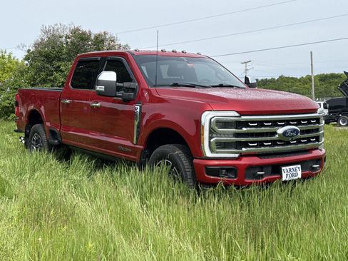 Used 2023 Ford F250 Platinum w/ Snow Plow Prep Package AWD/4WD image 8