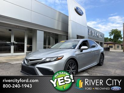 Used 2021 Toyota Camry SE