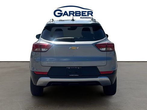 Used 2023 Chevrolet TrailBlazer LT w/ Convenience Package AWD/4WD image 4