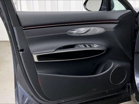 New 2026 Genesis GV70 2.5T AWD/4WD image 10