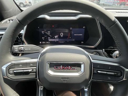 New 2025 GMC Canyon Elevation w/ Convenience Package image 16