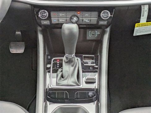 New 2026 Jeep Compass Latitude image 19