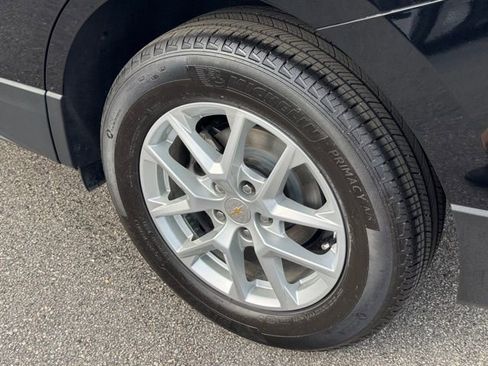 Used 2024 Chevrolet Equinox LT FWD image 6