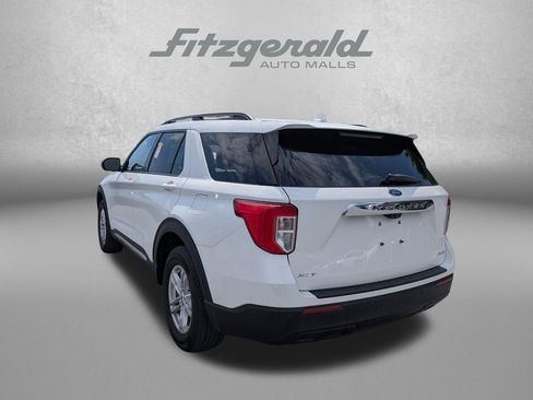 Used 2022 Ford Explorer XLT image 8