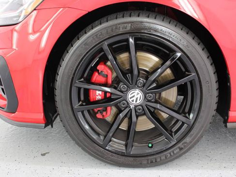 Used 2021 Volkswagen GTI SE FWD image 72