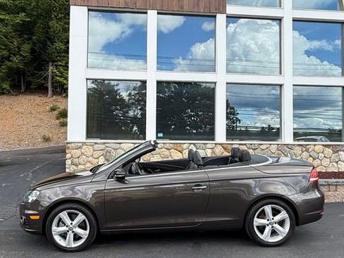 Used 2012 Volkswagen Eos Lux image 31