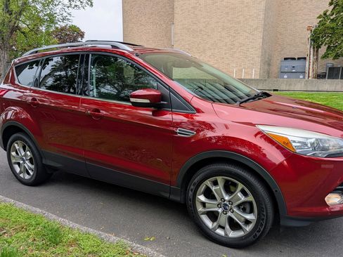 Used 2014 Ford Escape Titanium w/ Equipment Group 401A AWD/4WD image 5