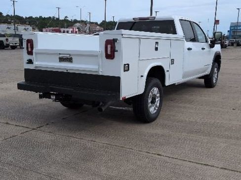New 2026 GMC Sierra 2500 Pro w/ Convenience Package AWD/4WD image 7