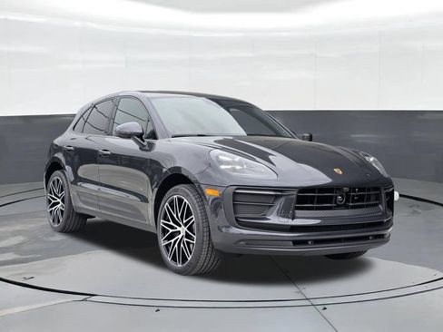 New 2026 Porsche Macan AWD/4WD image 6