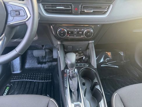 Certified 2024 Chevrolet TrailBlazer LT w/ Convenience Package image 15