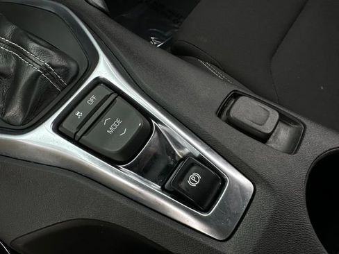 Used 2018 Chevrolet Camaro LT image 26