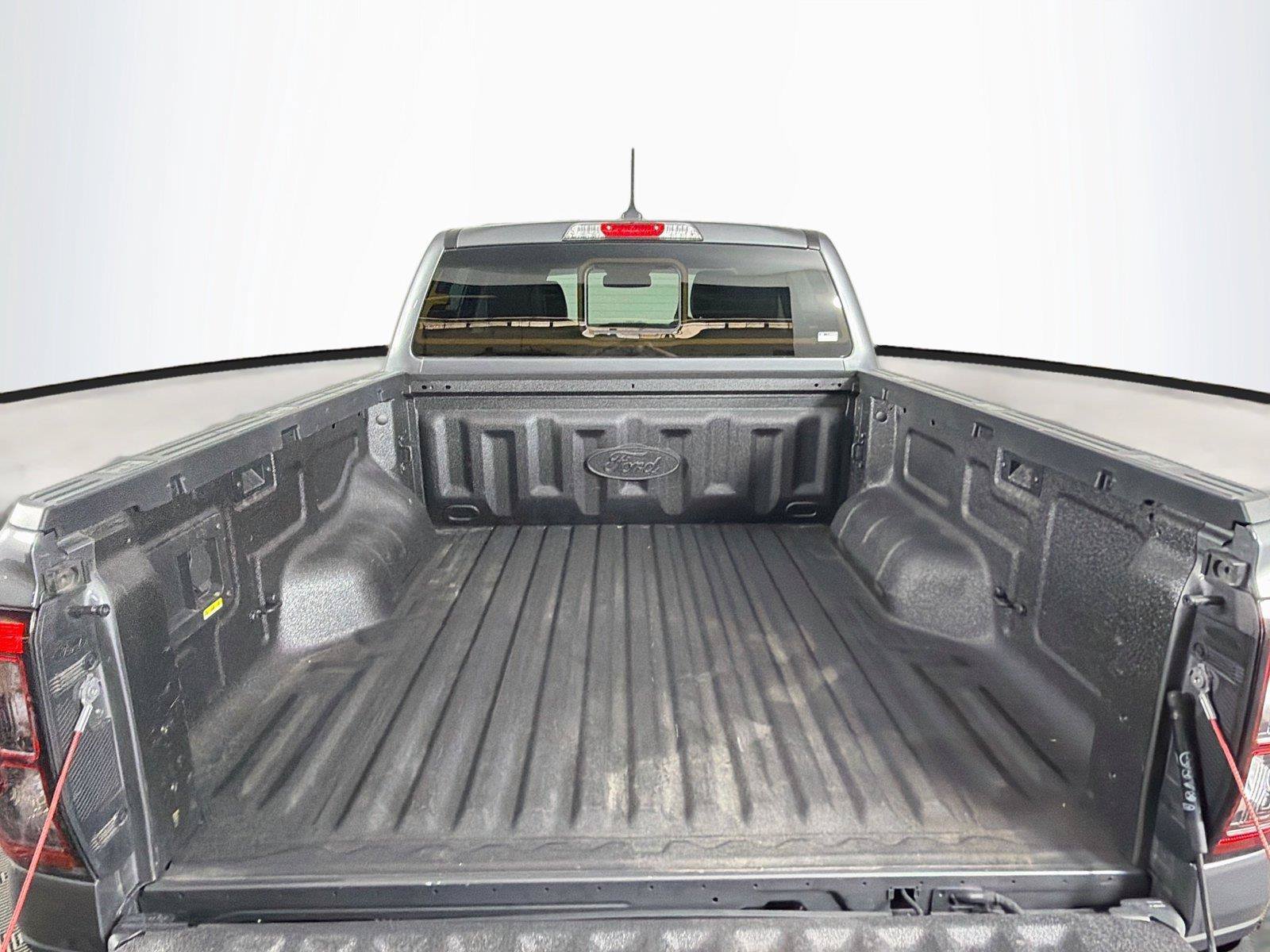 Used 2025 Ford Ranger Lariat w/ FX4 Off-Road Package AWD/4WD image 14