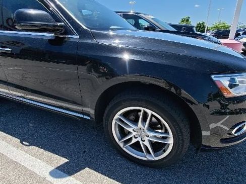 Used 2016 Audi Q5 2.0T Premium Plus w/ Technology Package AWD/4WD image 14