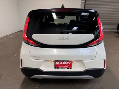 Used 2024 Kia Soul LX w/ Option Group 015
