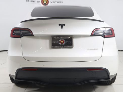 Used 2022 Tesla Model Y Performance image 48